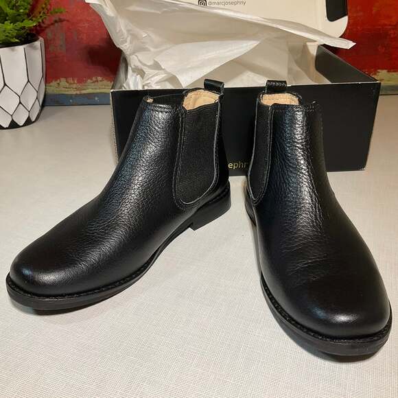 Unisex-Kid's Leather Chukka Ankle Boot - Picture 1 of 10